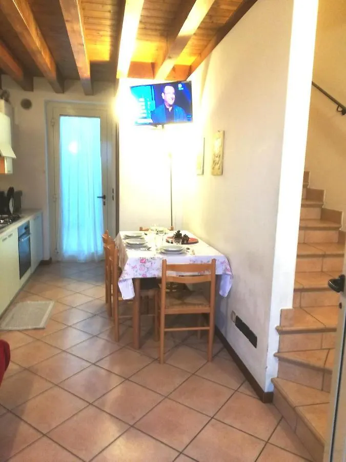 Appartamenti Esmera Desenzano del Garda Appartement