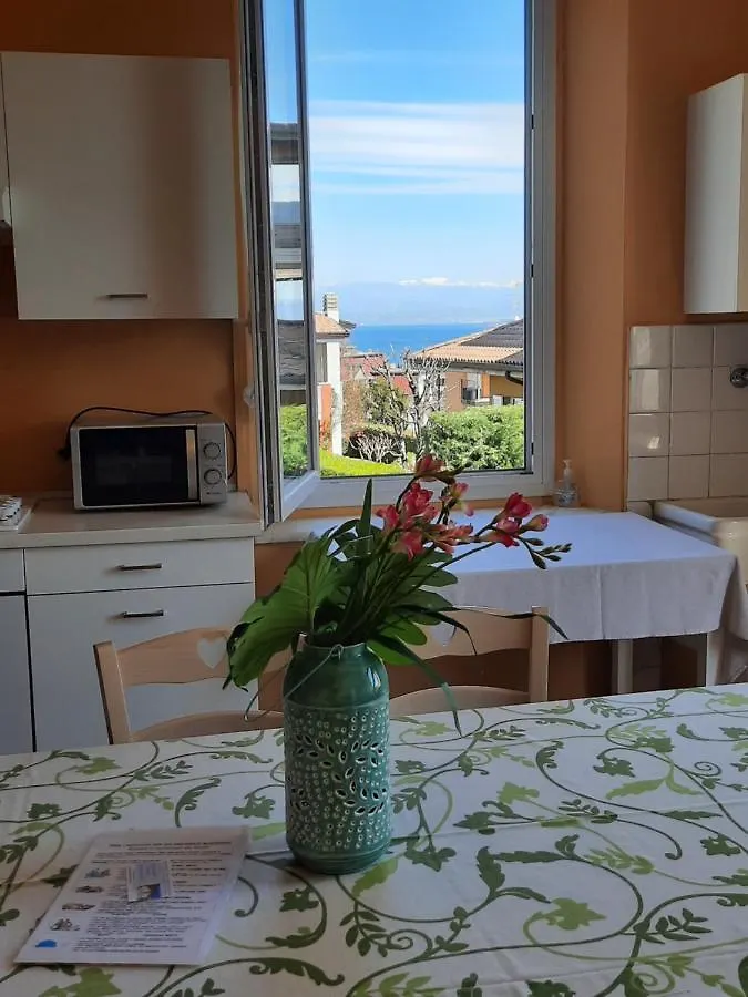 Appartamenti Esmera Desenzano del Garda Apartament