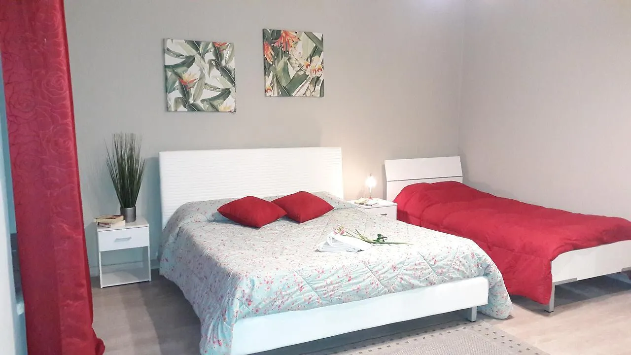 Appartamenti Esmera Desenzano del Garda Apartment