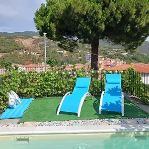 Villetta , Rio Marina Italia