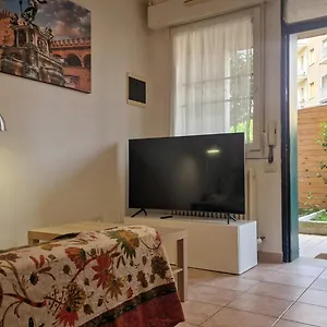 Fiorilli House - Fair District - Gratis Private Parking , Bologna Italia