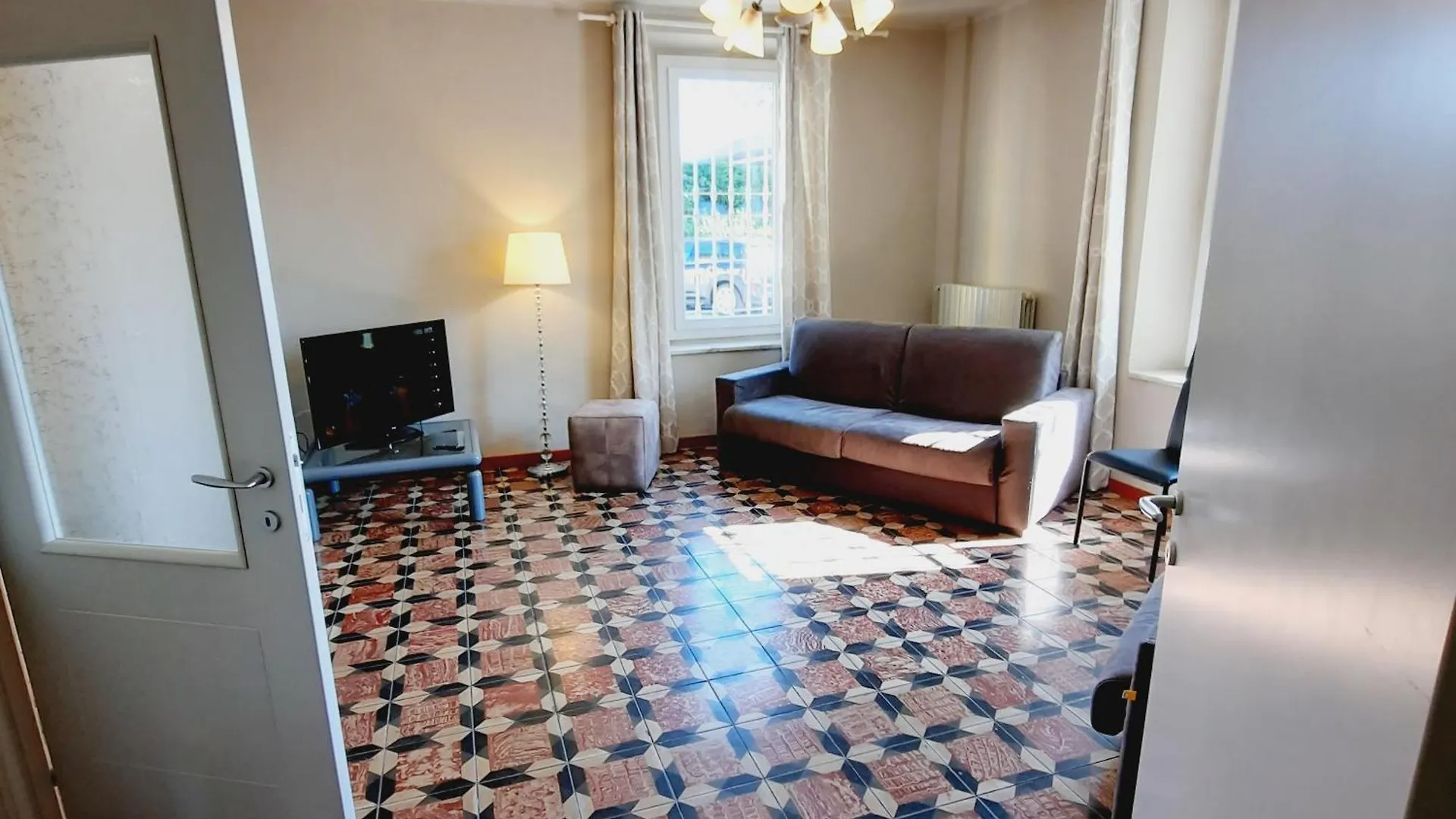Appartamenti Esmera Desenzano del Garda Italien