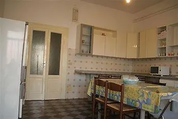 Appartamenti Esmera Desenzano del Garda Apartment