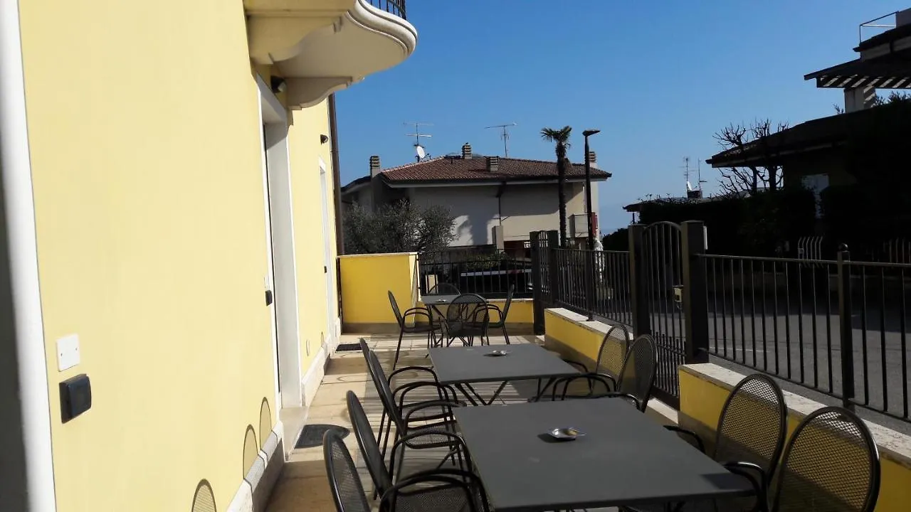 Appartamenti Esmera Desenzano del Garda