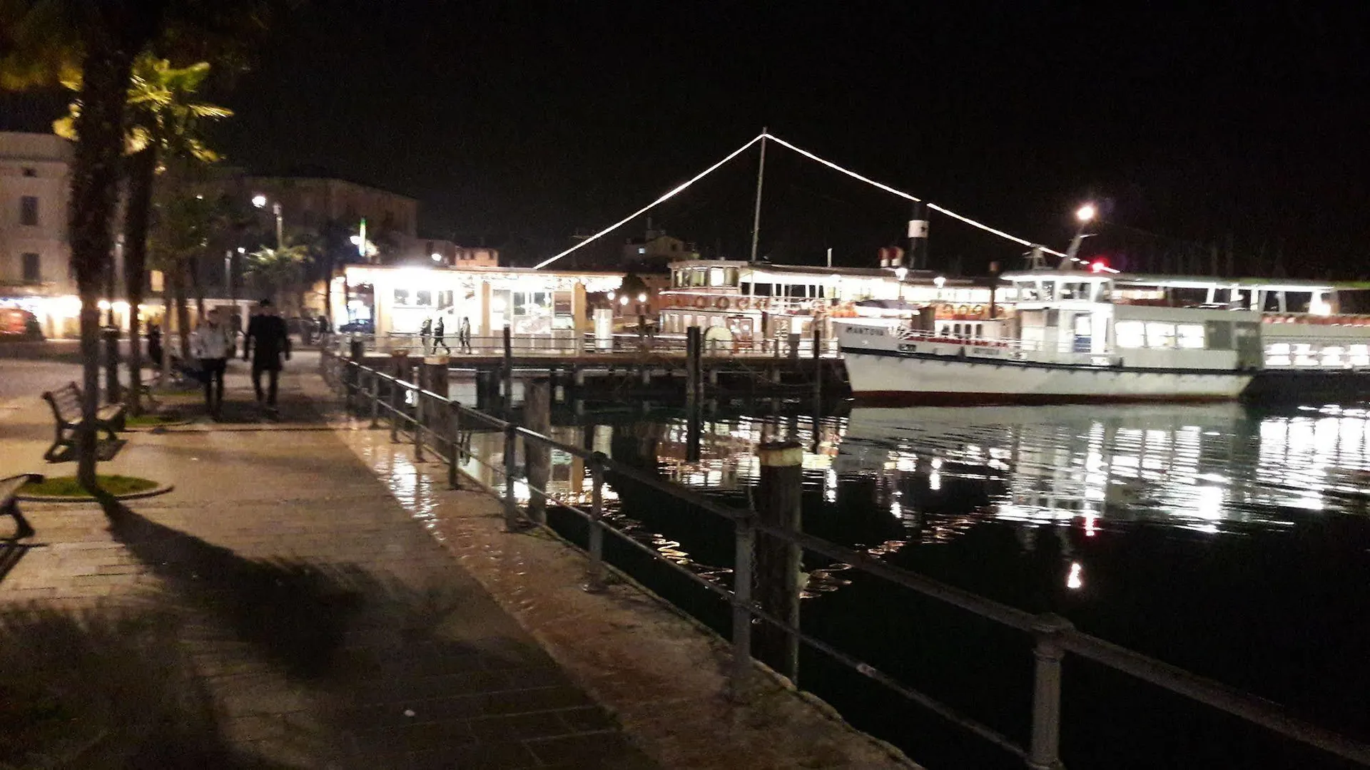 Appartamenti Esmera Desenzano del Garda Italia